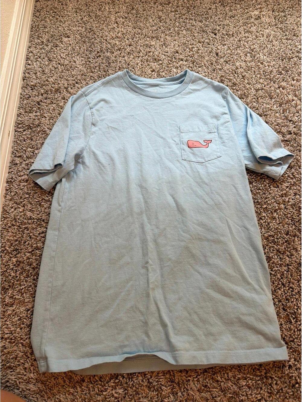 Vineyard Vines Boys Light Blue Graphic Whale Tee XL - Picture 2 of 3
